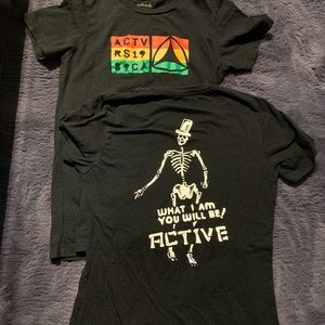 Set of two womens Active Ride shop tees🤩